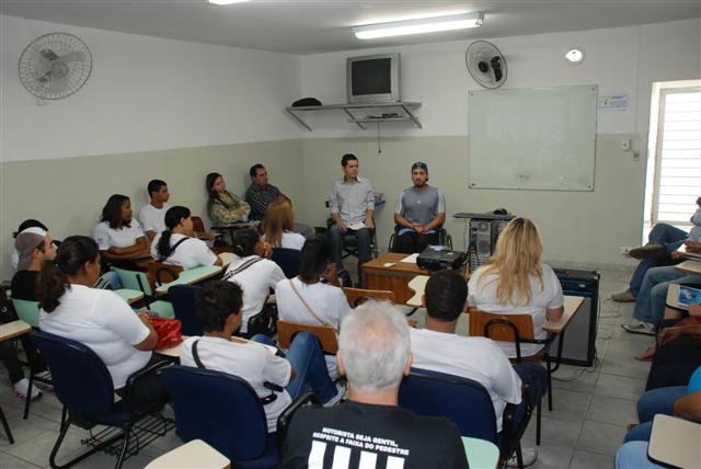 Relatos de vítimas de acidente integram atividades da Semana Nacional do Trânsito