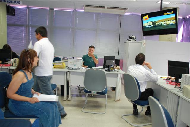 Prefeitura utiliza Mídia Indoor para informar e entreter quem aguarda atendimento