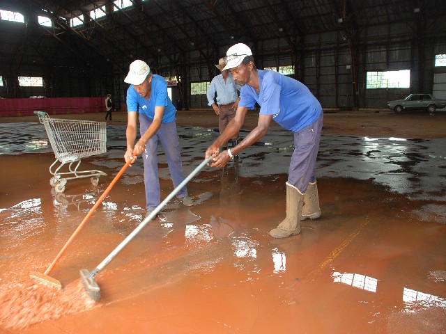 Secretaria de Obras mantém frentes de trabalho em 15 setores nesta quinta-feira