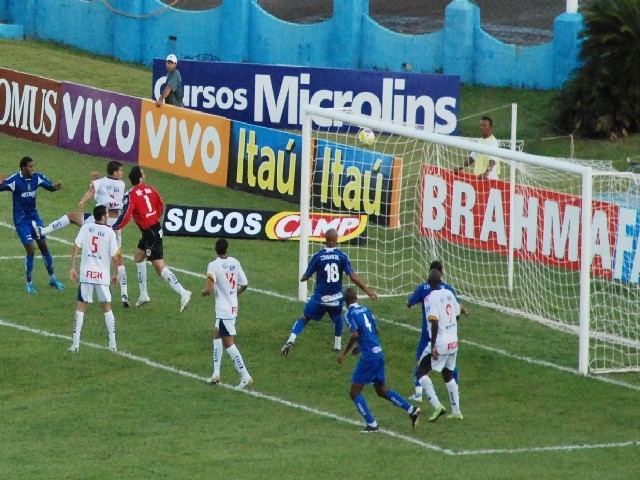Depois do Santo André, o Grêmio recebe a Ponte Preta no estádio Prudentão
