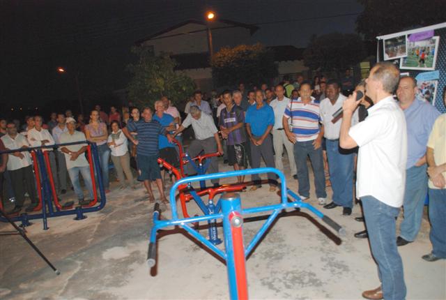Executivo inaugura academia no Eldorado e anuncia Parque do Povo na zona norte
