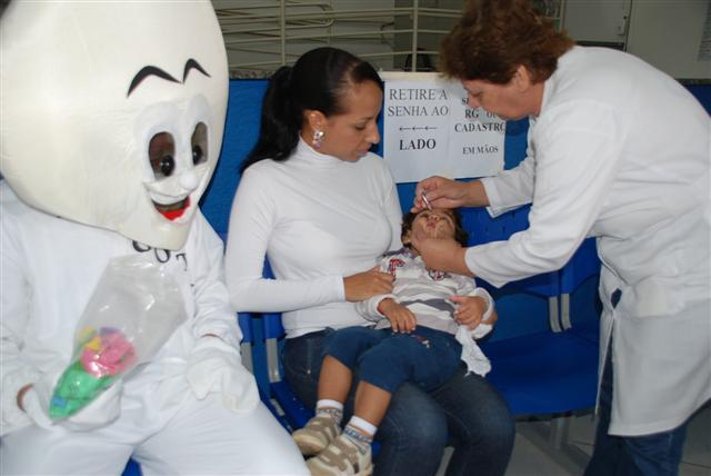 Campanha contra a pólio imuniza 77% das crianças prudentinas e segue até 6 de julho