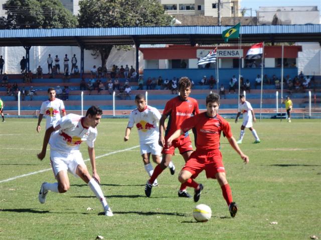 Times sub-15 e sub-17 do Grêmio Prudente vencem Red Bull em Prudente