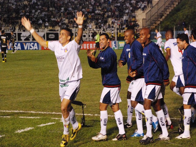 Grêmio Prudente e Corinthians empatam num jogo empolgante no Prudentão 
