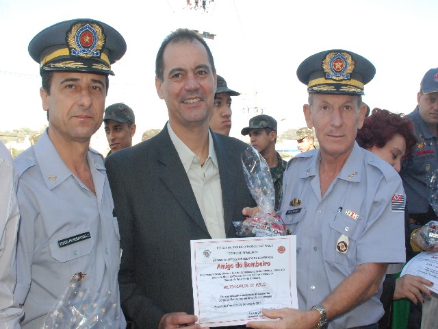 Dia do Bombeiro é comemorado com homenagens em Presidente Prudente 