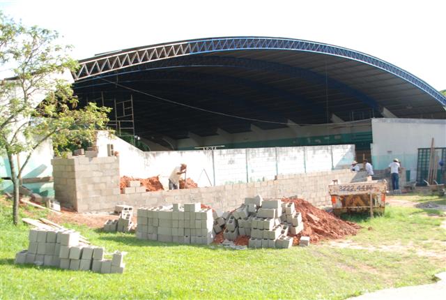 Reforma e modernização do Ginásio de Esportes da Vila Iti já atinge estágio de 65%