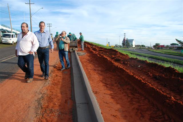 Avenida Joaquim Constantino é preparada para receber recapeamento asfáltico 