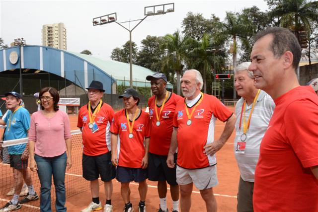 Tênis feminino de Prudente vence Regente Feijó na disputa pelos Jogos  Regionais do Idoso - Município de Presidente Prudente