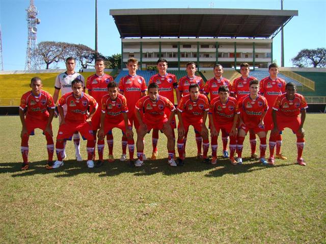 Sub-20 do Grêmio Prudente perde em Jaú, mas segue líder do Campeonato Paulista