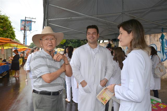 Semana de Alimentação terá ações na feira livre do Ana Jacinta e da Av. Manoel Goulart 