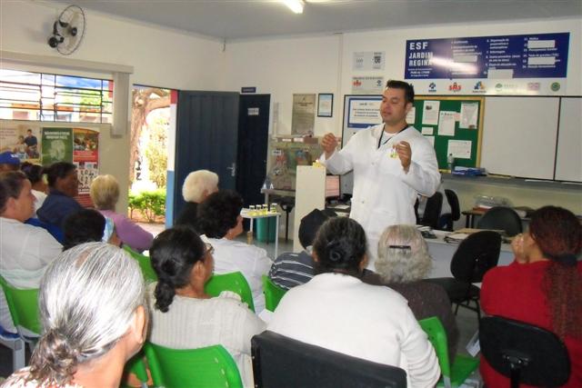 Palestra na ESF do Jardim Regina aborda ‘Alimentação Saudável e Diabetes’