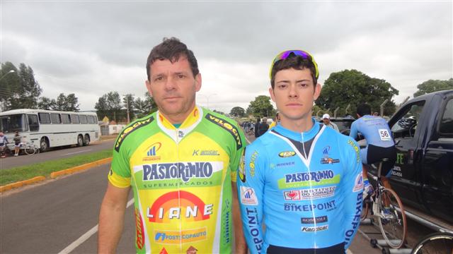 Equipe de ciclismo do Pastorinho apresenta dois reforços para a temporada 2014