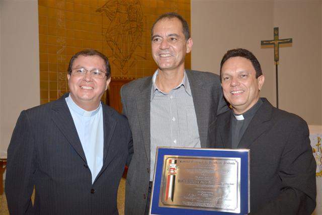 Padre Tuti recebe Título de Cidadão Prudentino pelos 20 anos de sacerdócio
