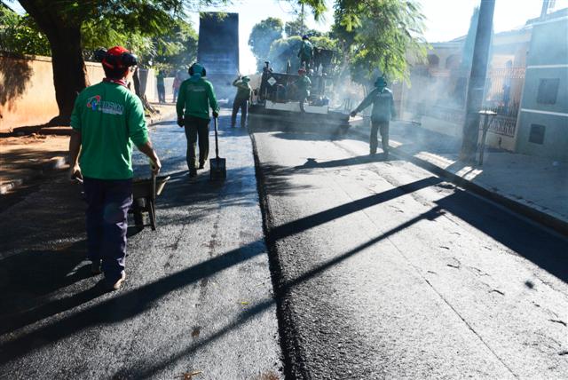 Avenida Ibraim Nobre e ruas do Parque Furquim recebem novo recapeamento asfáltico