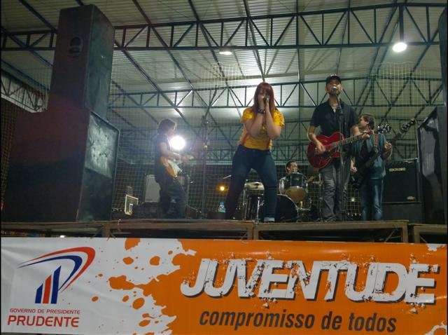 Jovem Music Fest reúne jovens no Parque do Povo e marca início da Semana da Juventude
