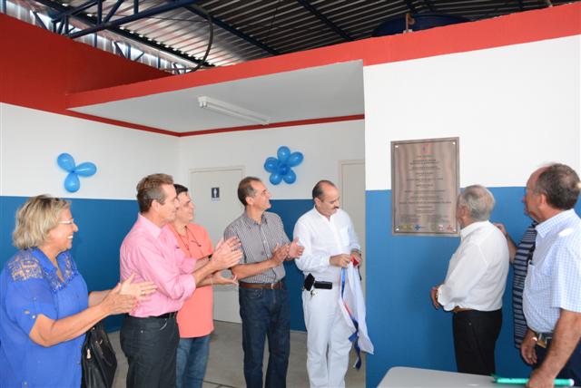 Prefeito inaugura 1ª Academia da Saúde contemplando moradores do Cambuci e adjacências