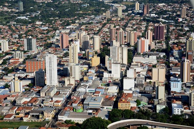 Confira o que abre e fecha nas repartições municipais devido ao feriado prolongado