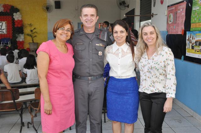 Programa Proerd forma 91 alunos do 5° ano na Escola Municipal Alayde Tortorella 