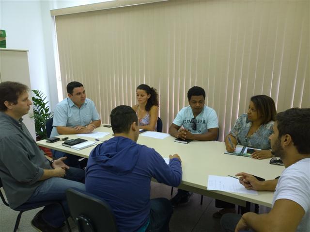 Coordenadoria reúne parceiros para organizar o festival “Mais Bela Voz da Juventude”