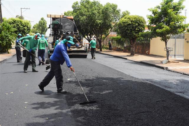 Prudenco realiza recape no Cedral e regulariza interligação na Estrada de Montalvão 