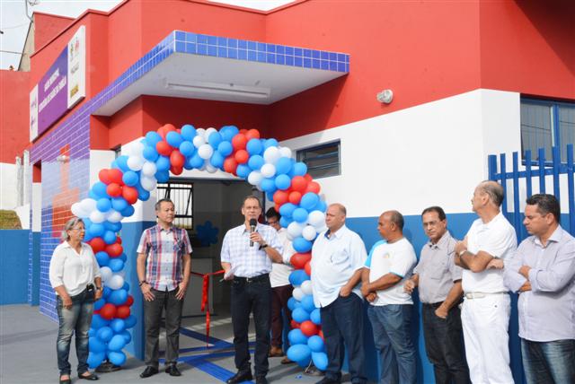 Prefeito entrega ESF do Maré Mansa e Parque Imperial que atenderá 1.200 famílias 