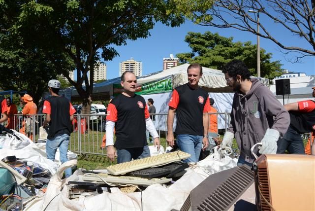 10º Mutirão do Lixo Eletrônico recebe 60t para reciclagem e mobiliza 300 voluntários 