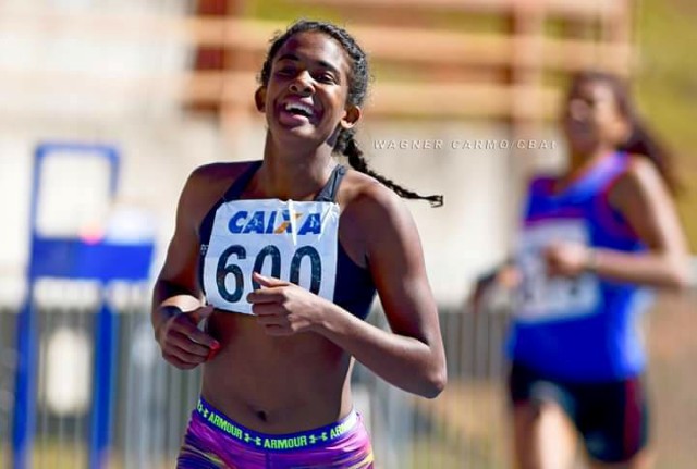 Atleta  de Prudente Giovana Santos fica em 2º lugar nos 400 metros no Mundial no Quênia
