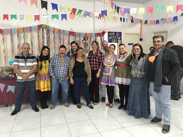 Festa julina integra famílias de pacientes e equipe de trabalho do Caps I da Cohab