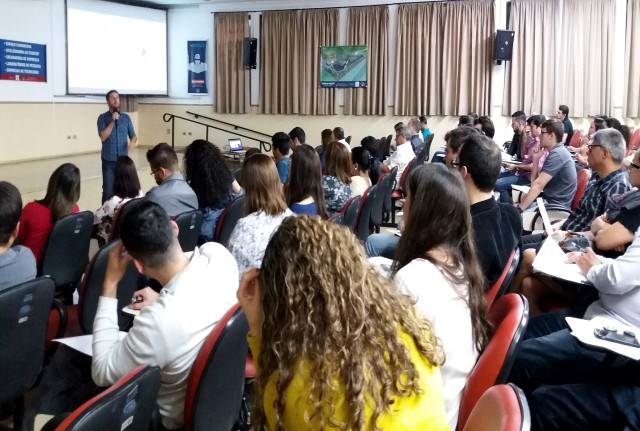 Palestra ‘Marketing Fluente’ atrai cerca de 100 pessoas na Fundação Inova Prudente