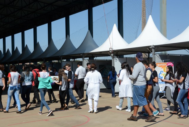 2ª Feira do Estudante aguarda 5 mil estudantes nos dias 24 e 25 na Praça da Cohab 
