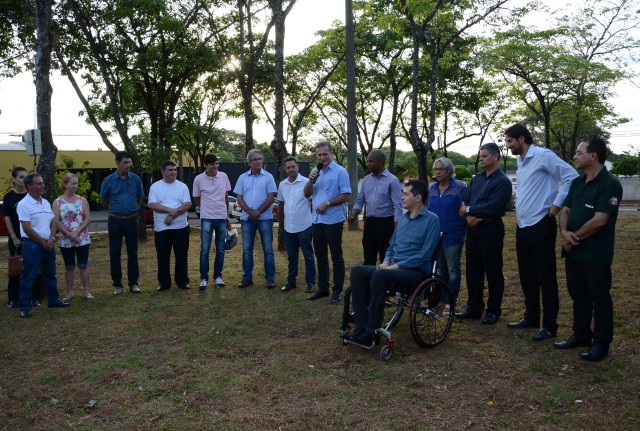 Praça dos Pioneiros no Bongiovani é restaurada e ganha melhorias e nova iluminação