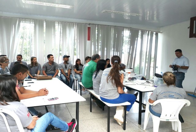 Agentes do CCZ participam de palestra sobre uso de EPIs para segurança do trabalho