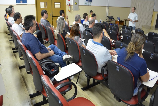 Alunos da Univesp poderão desenvolver estágio obrigatório nas oficinas do Inova Kids