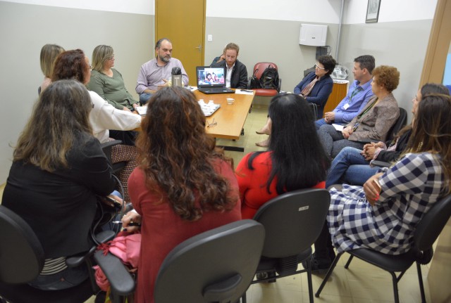 Inova e Unoeste debatem sobre ações que contemplarão oficinas do Inova Kids
