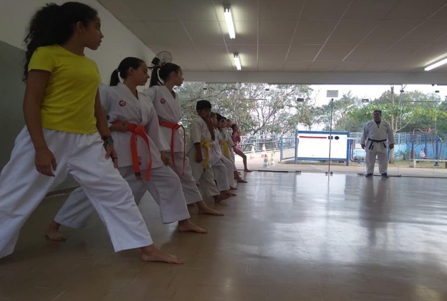 Semepp abre inscrições para escolinhas de karatê no PUM e na Praça do Ana Jacinta 