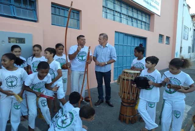 Prefeito visita entidade 'Casa da Criança e Centro Social São José'