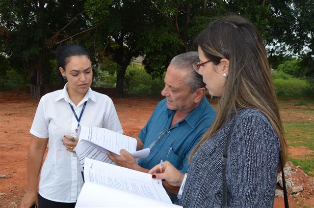 Prefeitura e Detran realizam vistoria técnica em obras na rotatória do Monte Alto