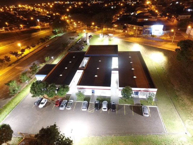 Energisa Sul-Sudeste investe na instalação de luminárias de led em prédios públicos
