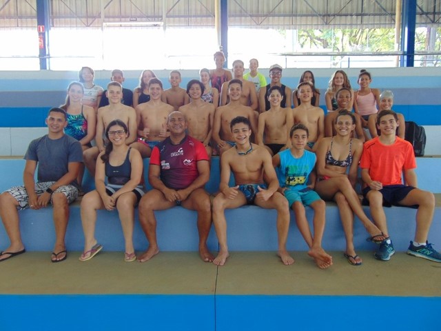 Nadadores intensificam treinos no Complexo Aquático para maratona de competições  