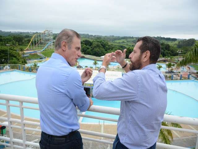 Marcos Penido garante apoio para obtenção de licenciamento ambiental do Parque Aquático