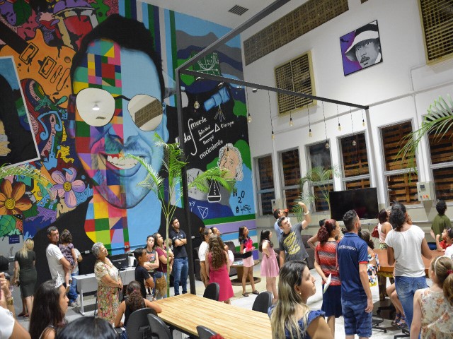 Criações de Itamar Xavier transformam Inova Prudente em galeria de arte