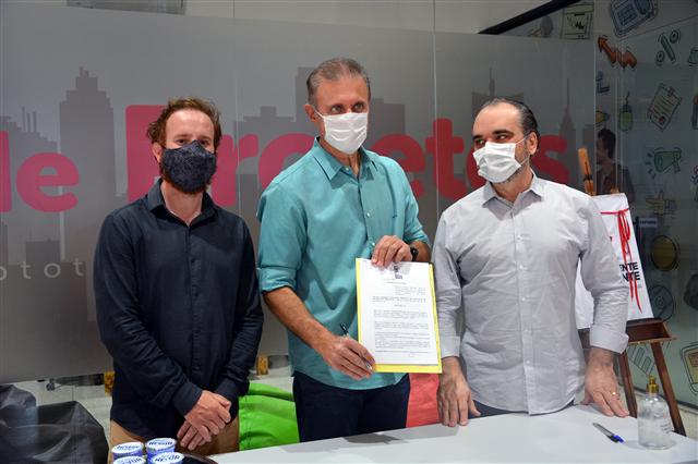 Prefeito inaugura ‘Hotel de Projetos’; espaço é destinado ao empreendedorismo acadêmico