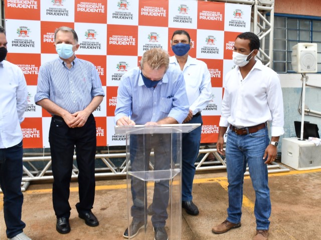 Prefeitura lança reforma do Centro de Reabilitação e Fisioterapia do Jd Everest