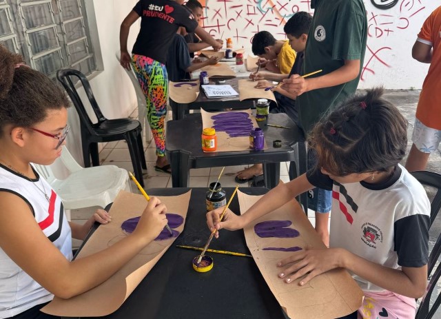 Projeto ‘Lixo Que Fala’ arrecada latas de aerossóis para ação de arte e descarte correto