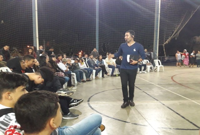 Praça da Juventude do Jardim Humberto Salvador recebe o projeto Atitude Jovem